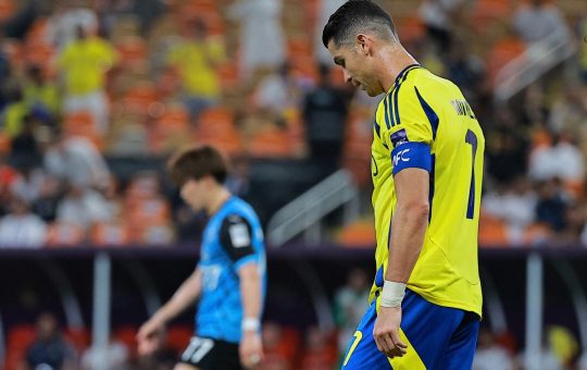 Sampai Ngomong Sendiri dan Tampak Frustrasi Ini Penampakan Cristiano Ronaldo